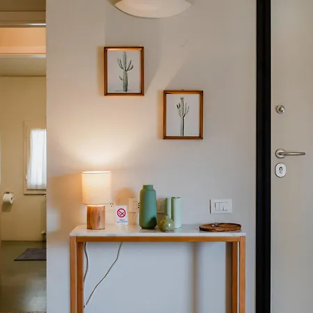 51 Apartment *