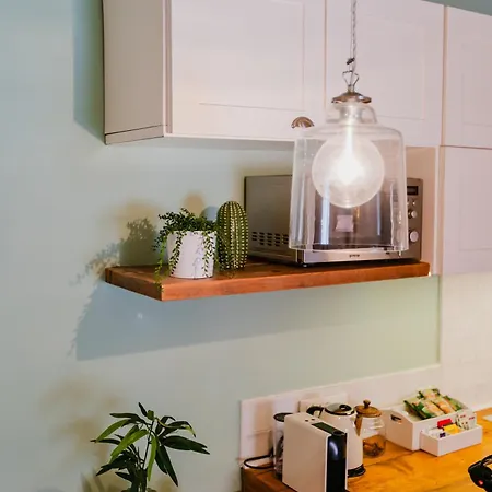 51 Apartment